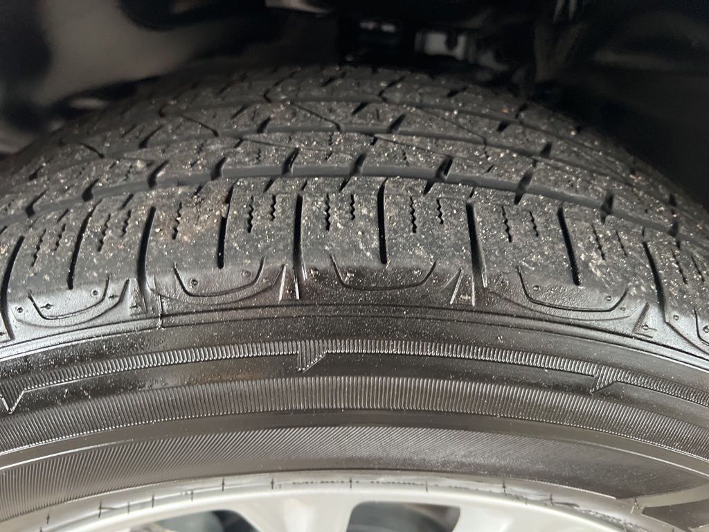 2022 Jeep Cherokee Latitude Lux photo 41