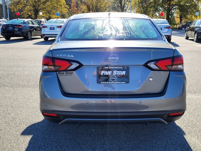 2025 Nissan Versa S photo 3
