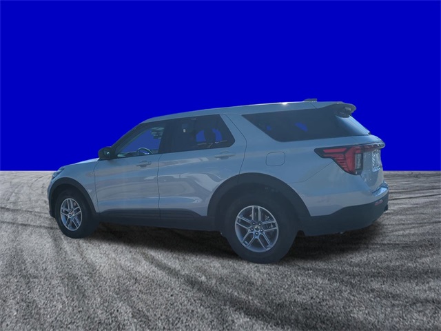 2026 Ford Explorer photo 4