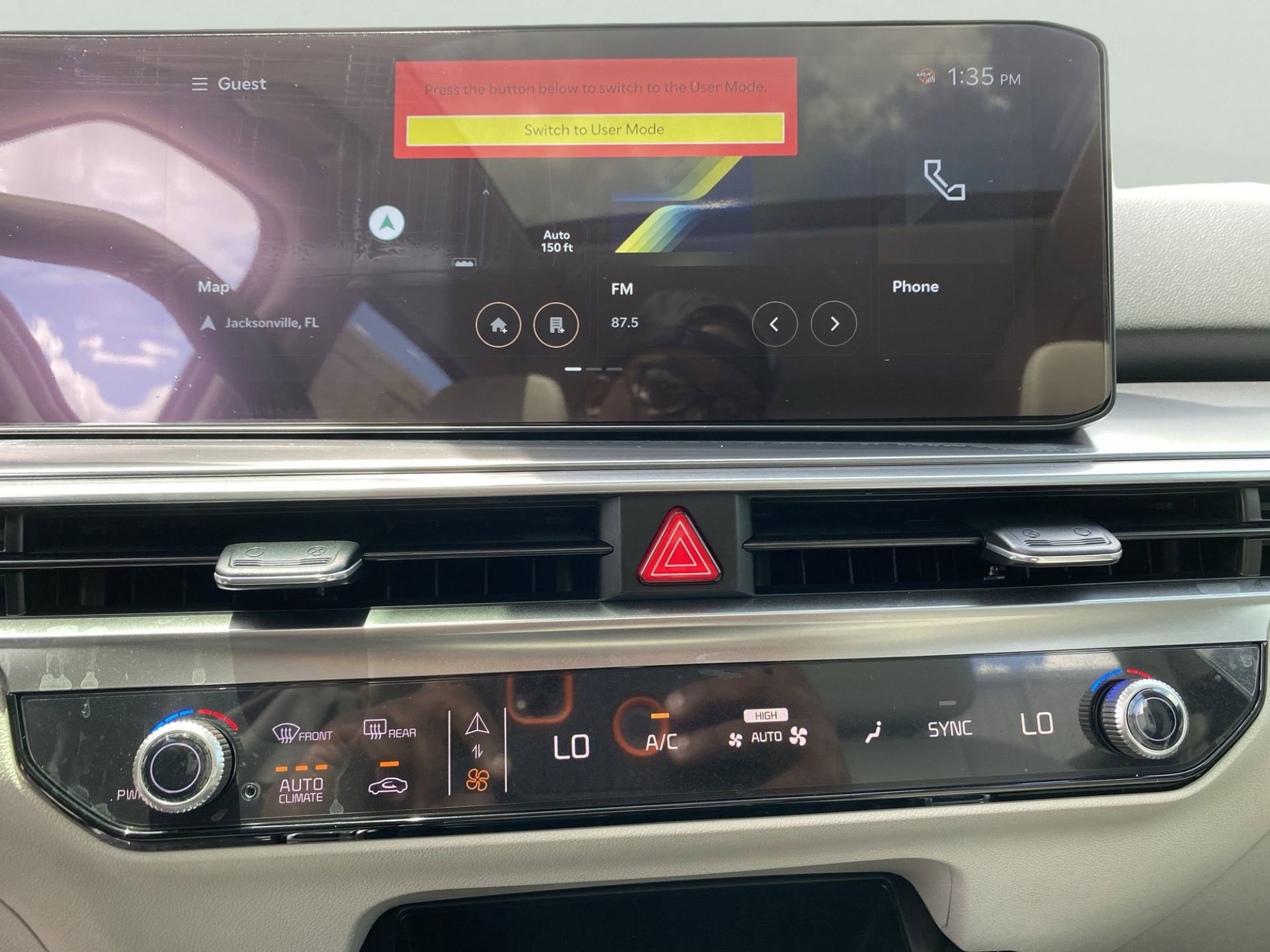 2025 Kia Sorento S photo 17