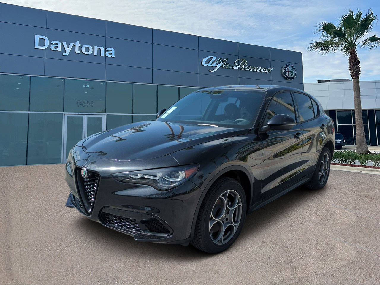 2025 Alfa Romeo Stelvio Sprint photo 5