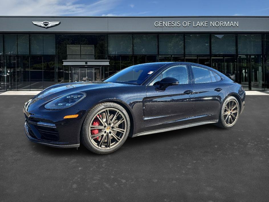 2020 Porsche Panamera Turbo's photo