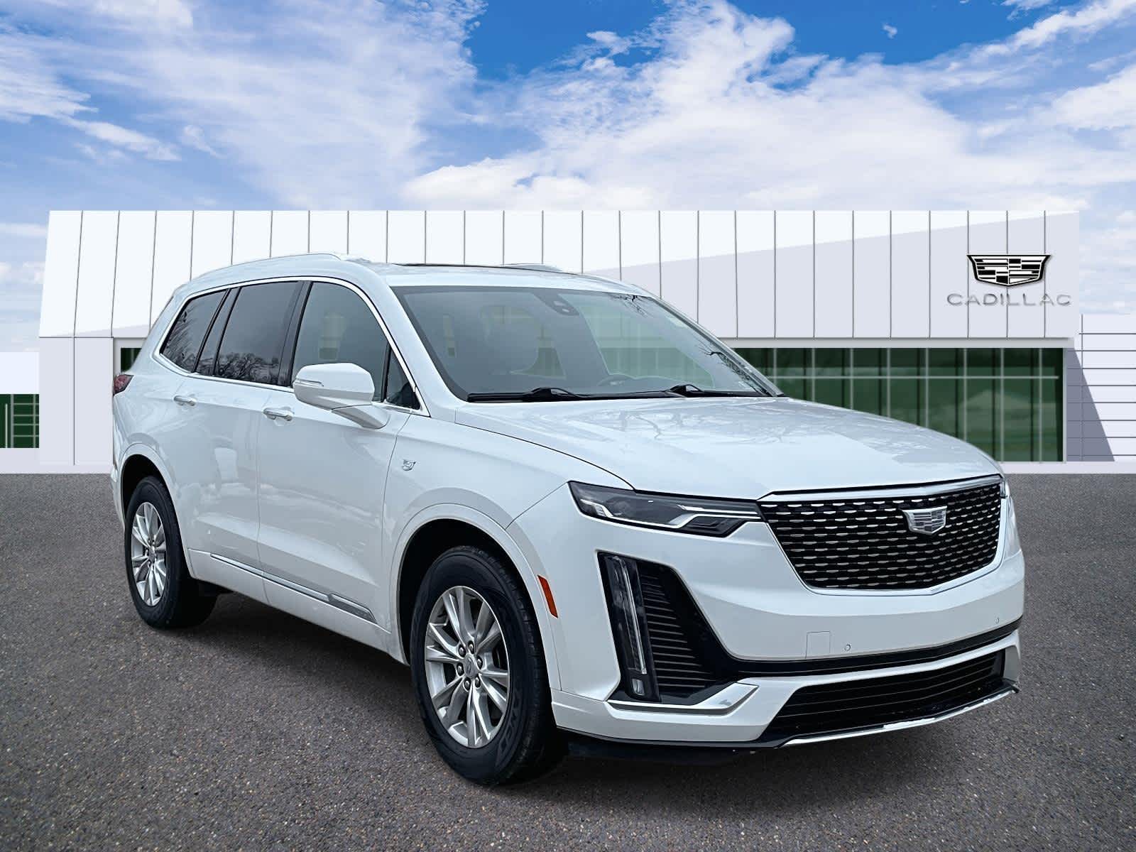 2023 Cadillac XT6 Luxury's photo