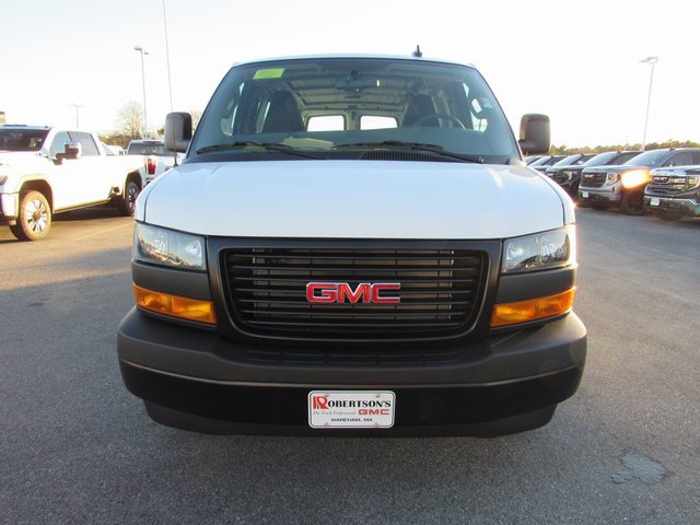 2025 Gmc Savana Cargo 2500 photo 4