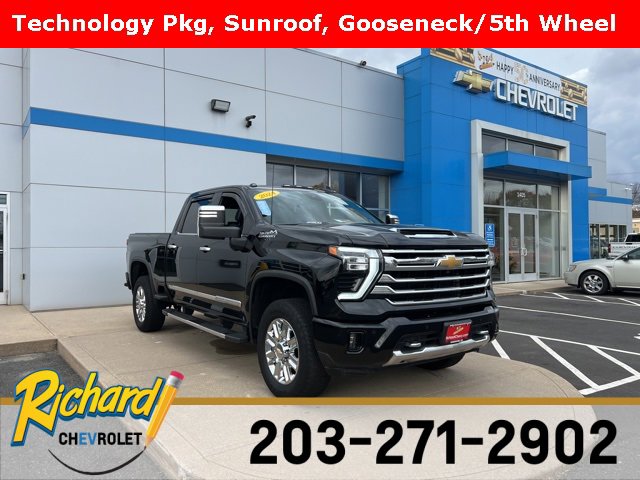 2024 Chevrolet Silverado 3500HD High Country's photo