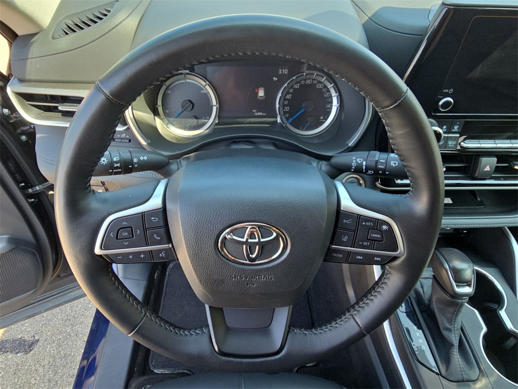 2024 Toyota Highlander Hybrid XLE photo 24