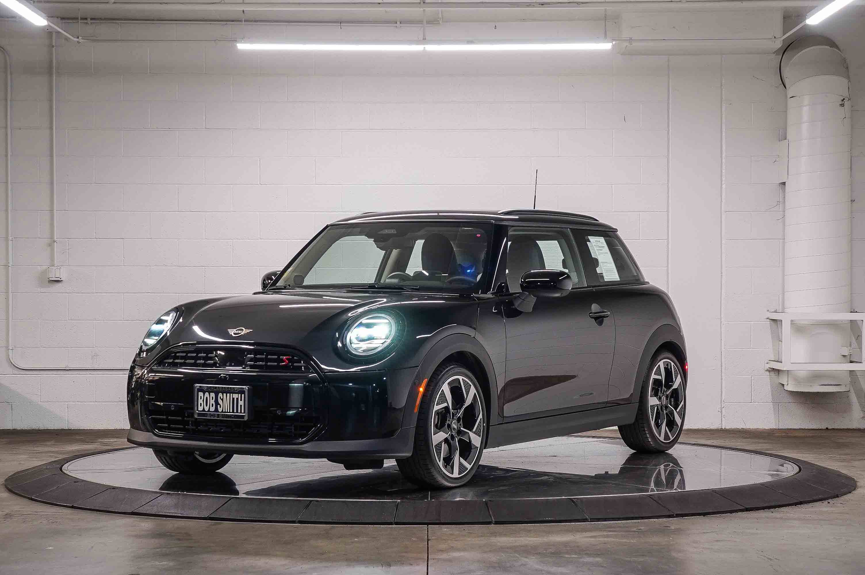 2025 Mini Cooper 2 Door Hardtop S photo 3