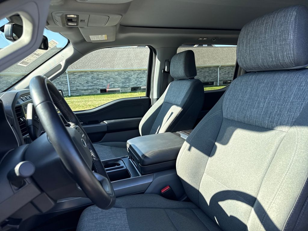 2022 Ford F-150 XLT photo 11
