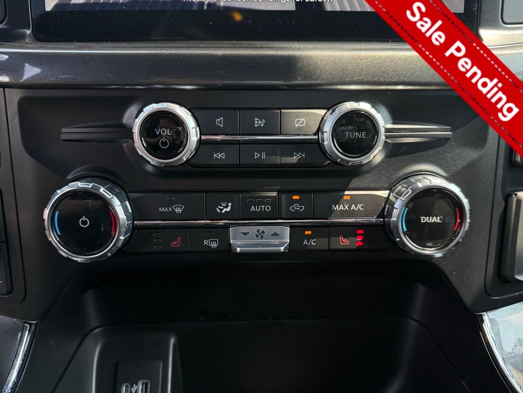 2023 Ford F-150 XLT photo 23