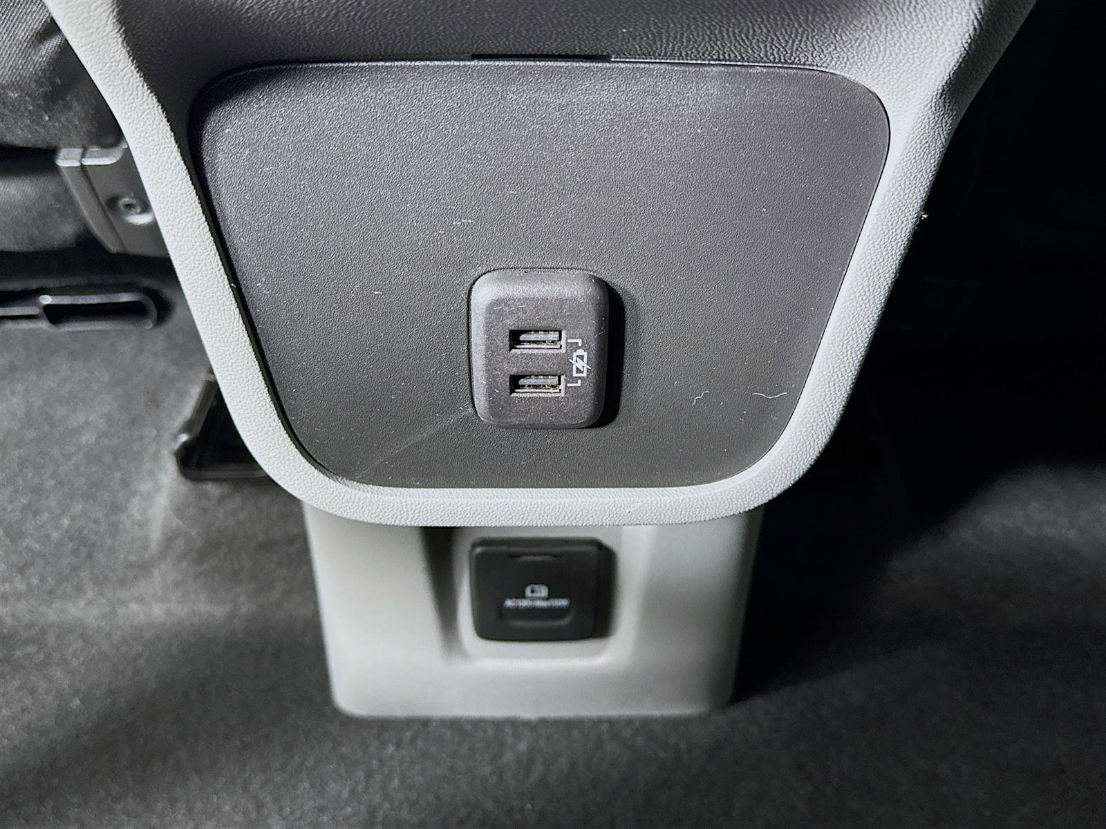 2023 Gmc Terrain SLE photo 24