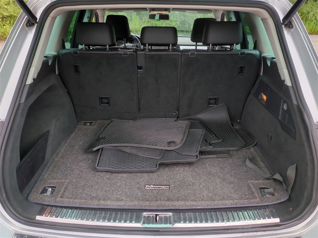 2011 Volkswagen Touareg VR6 FSI photo 24