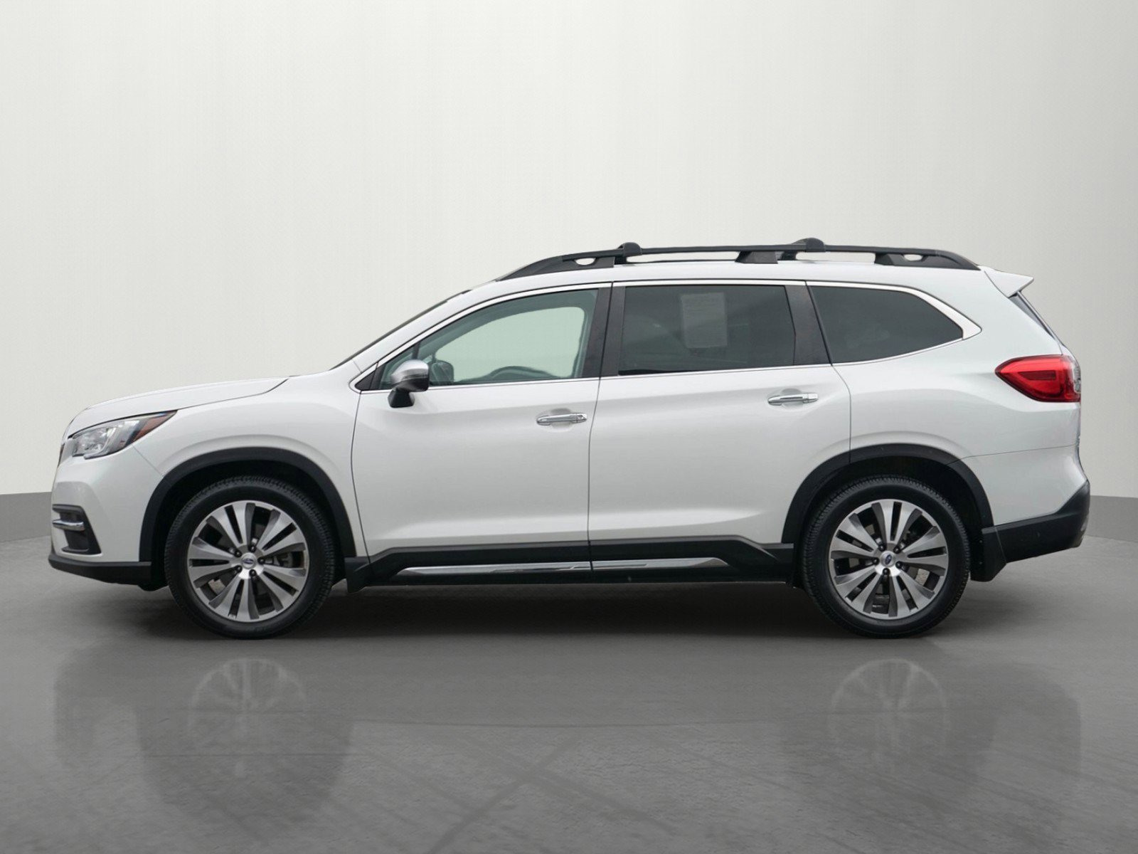 2019 Subaru Ascent Touring photo 3