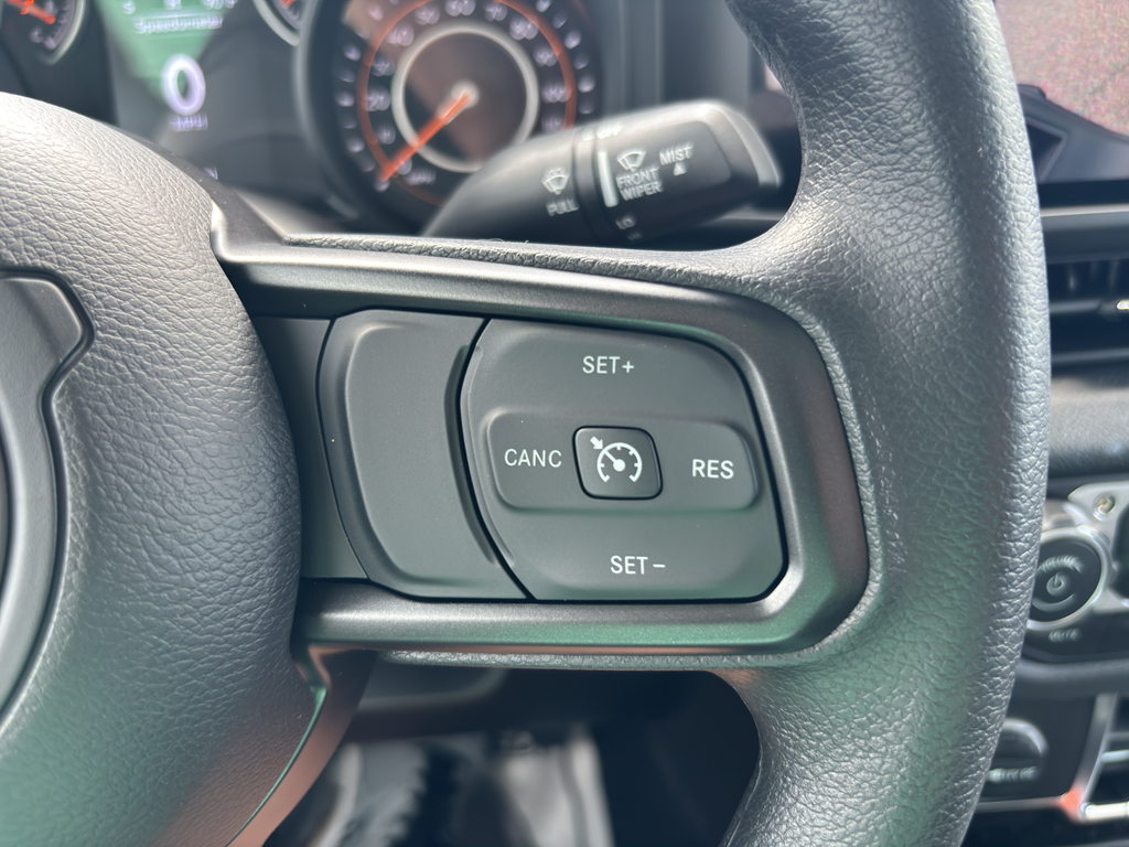 2025 Jeep Gladiator Sport photo 29