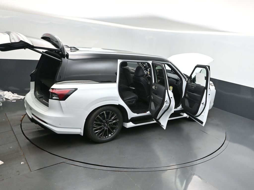 2026 Infiniti QX80 photo 43