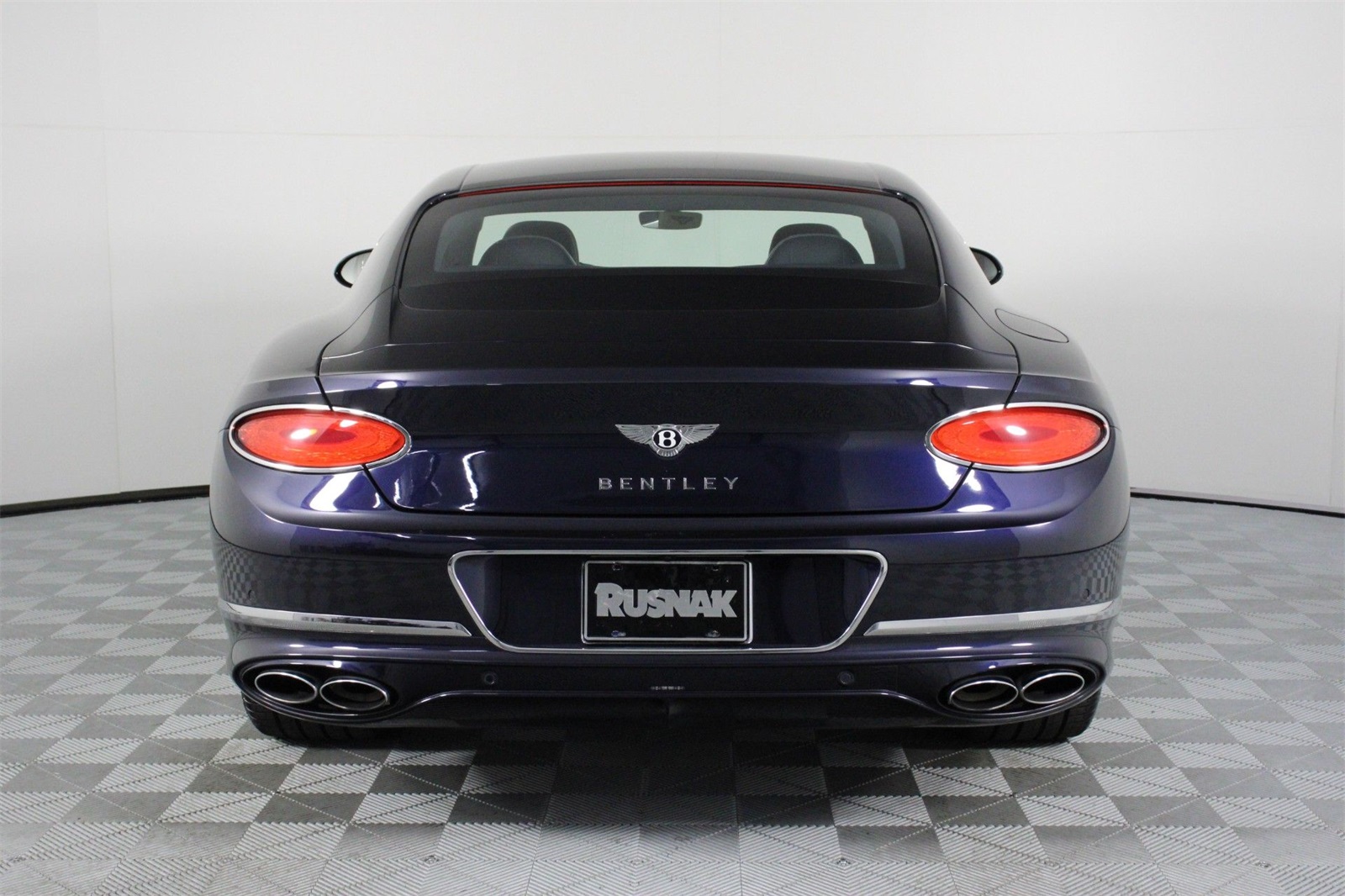 2024 Bentley Continental GT V8 photo 7