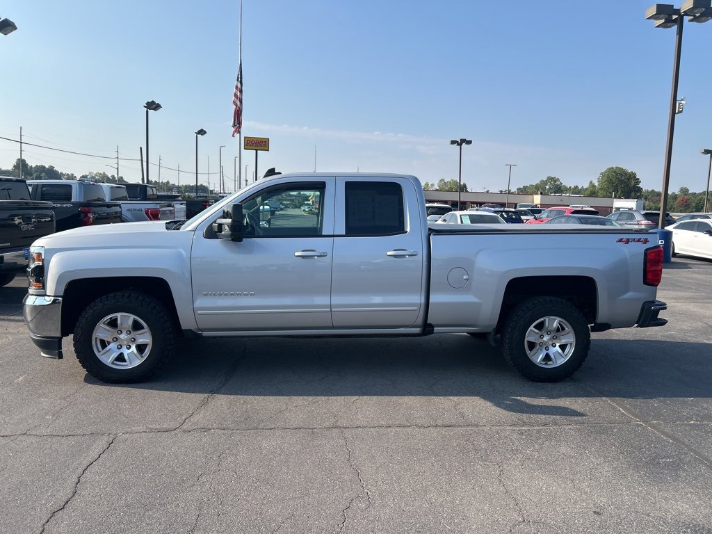 2018 Chevrolet Silverado 1500 LT photo 7