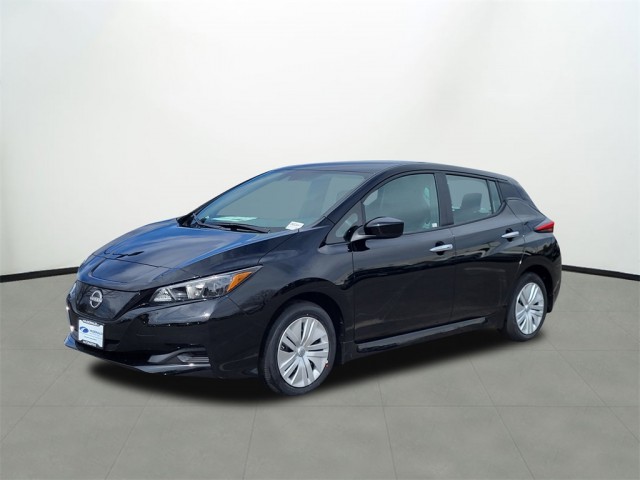 2025 Nissan Leaf