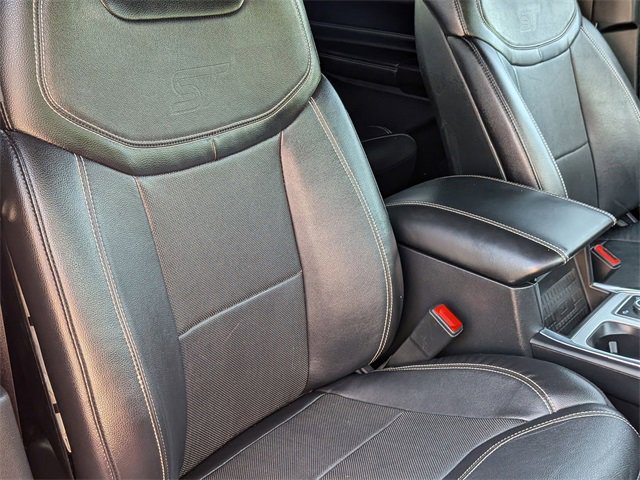 2020 Ford Explorer ST photo 36