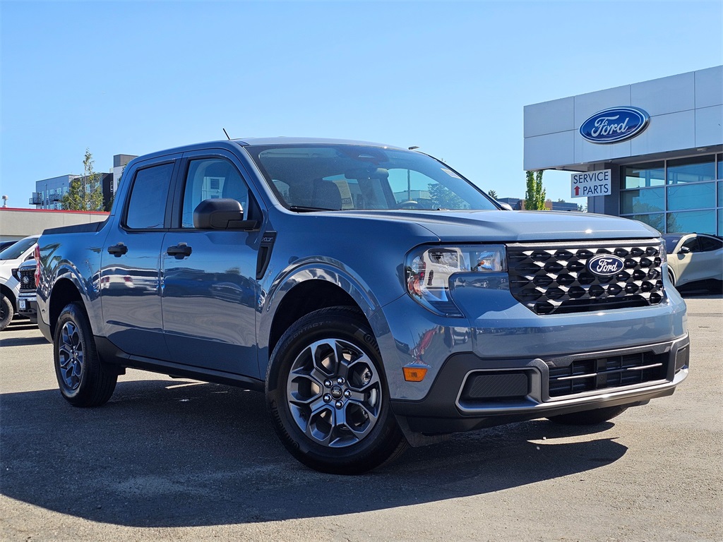 2025 Ford Maverick XLT's photo