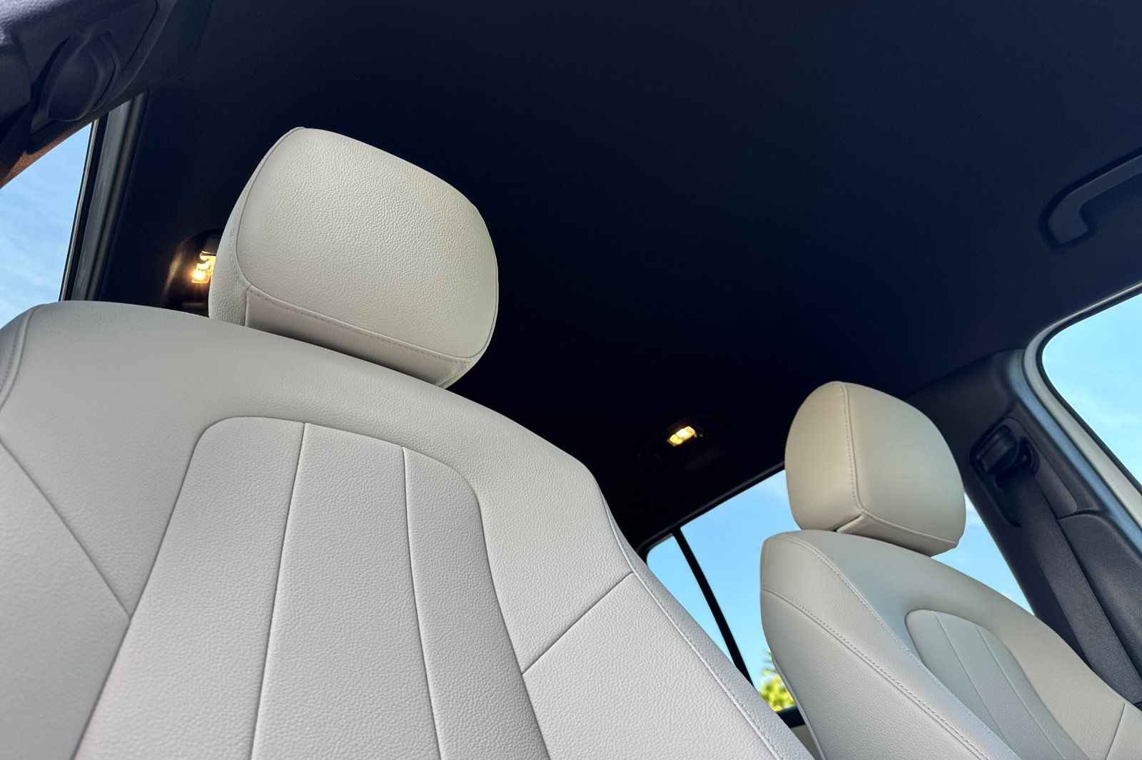2025 Mercedes Benz GLB 250 photo 27
