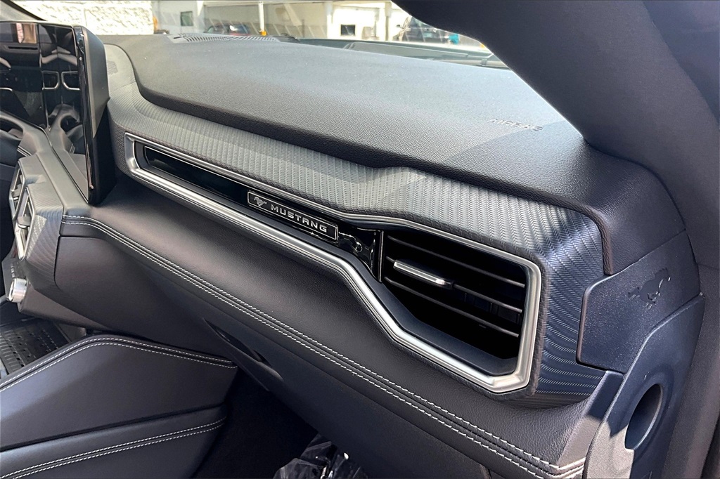 2024 Ford Mustang GT Premium photo 22