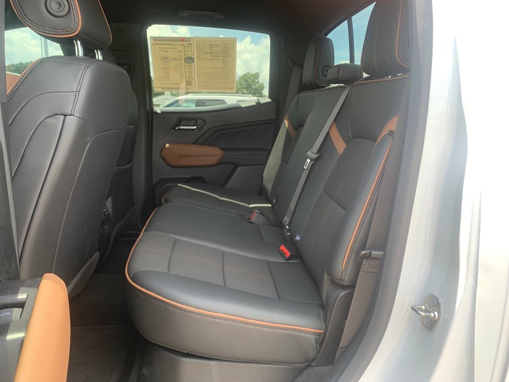 2024 Gmc Canyon AT4 photo 24