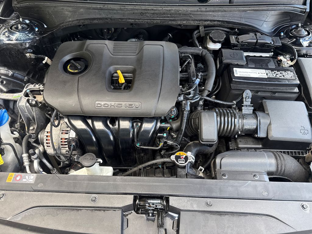 2023 Kia Forte LXS photo 13