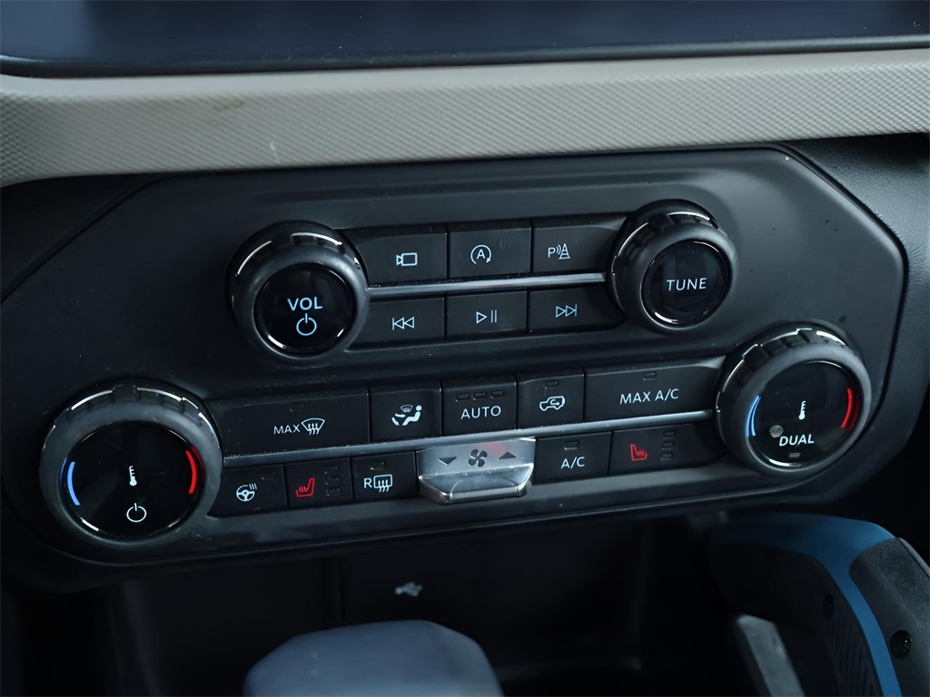 2022 Ford Bronco Wildtrak photo 23