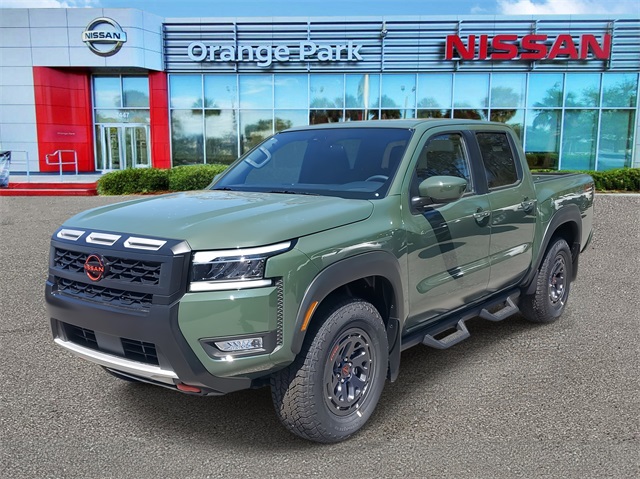 2025 Nissan Frontier PRO-4X photo 4