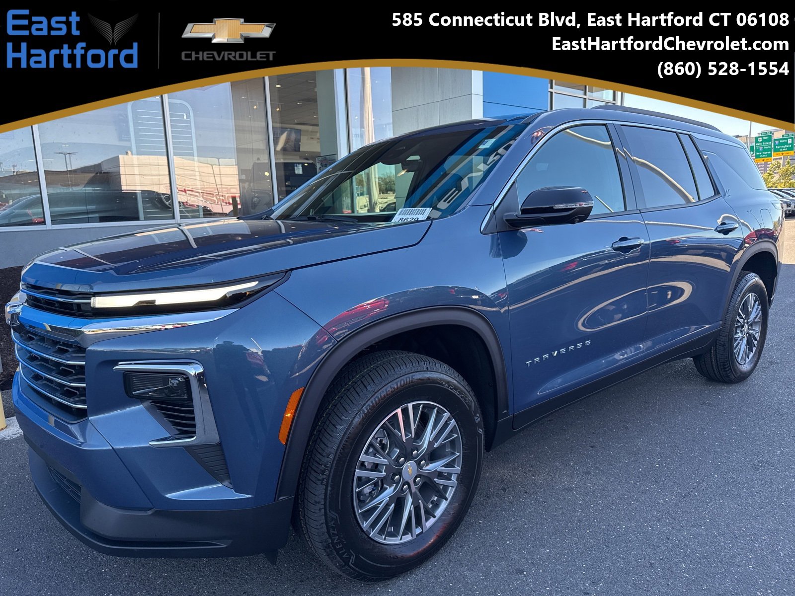 2026 Chevrolet Traverse LT's photo