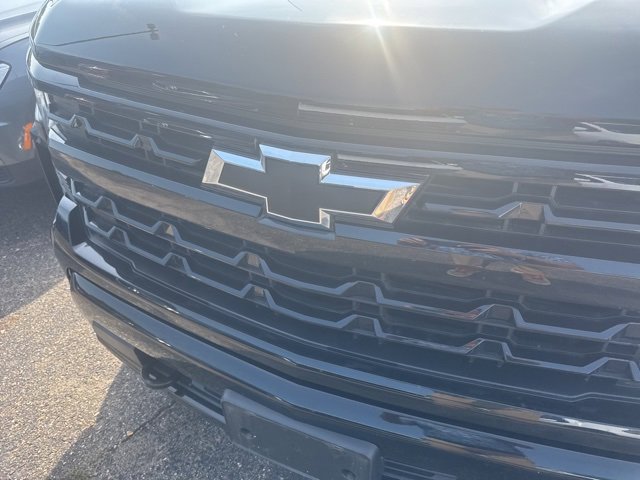 2022 Chevrolet Silverado 1500 RST photo 2