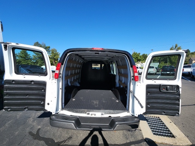 2023 Chevrolet Express 2500 Work Van photo 25