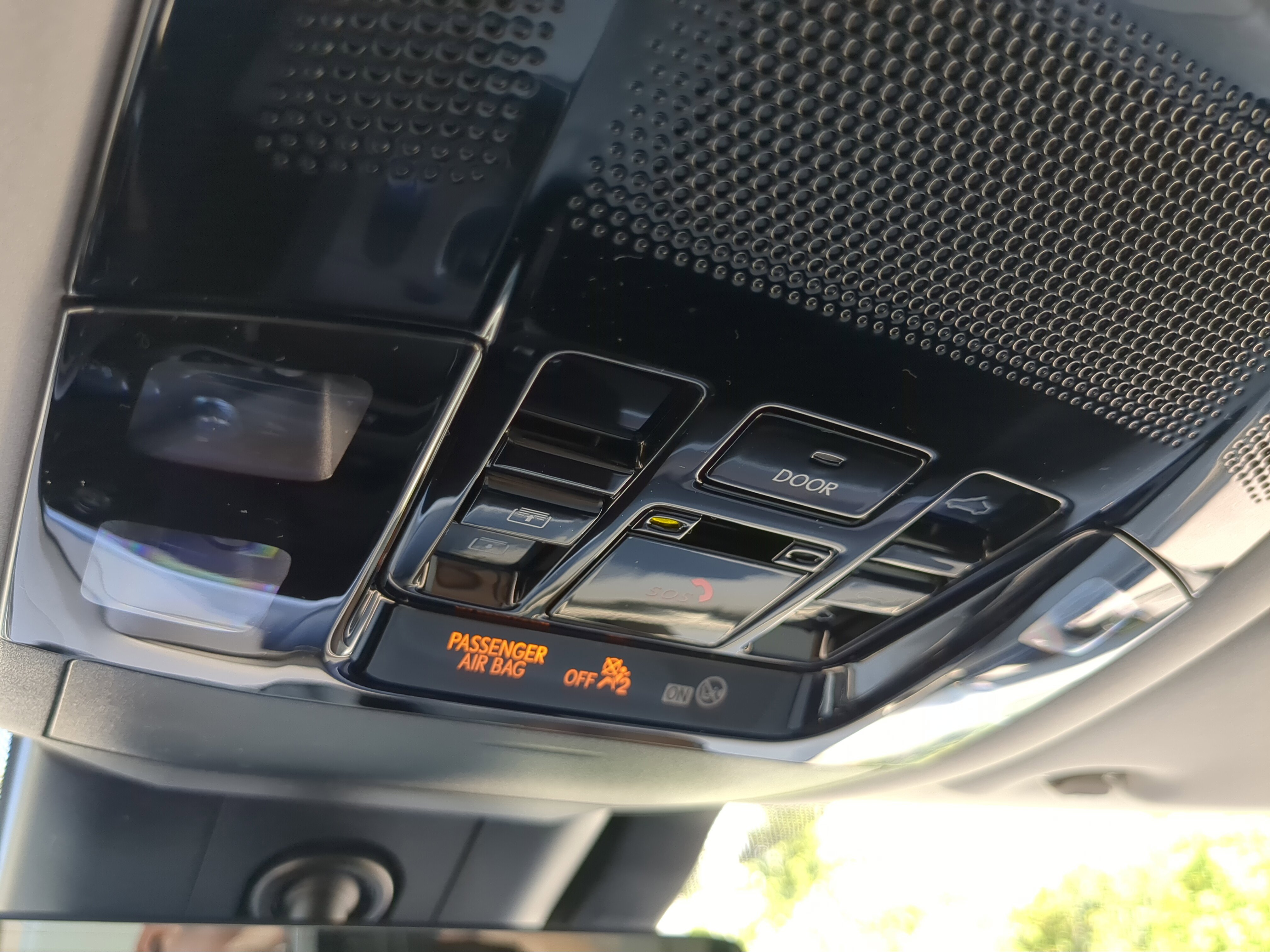 2025 Lexus RX 350h Luxury photo 15