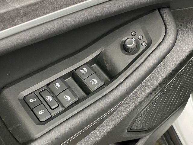 2025 Jeep Grand Cherokee Limited photo 30