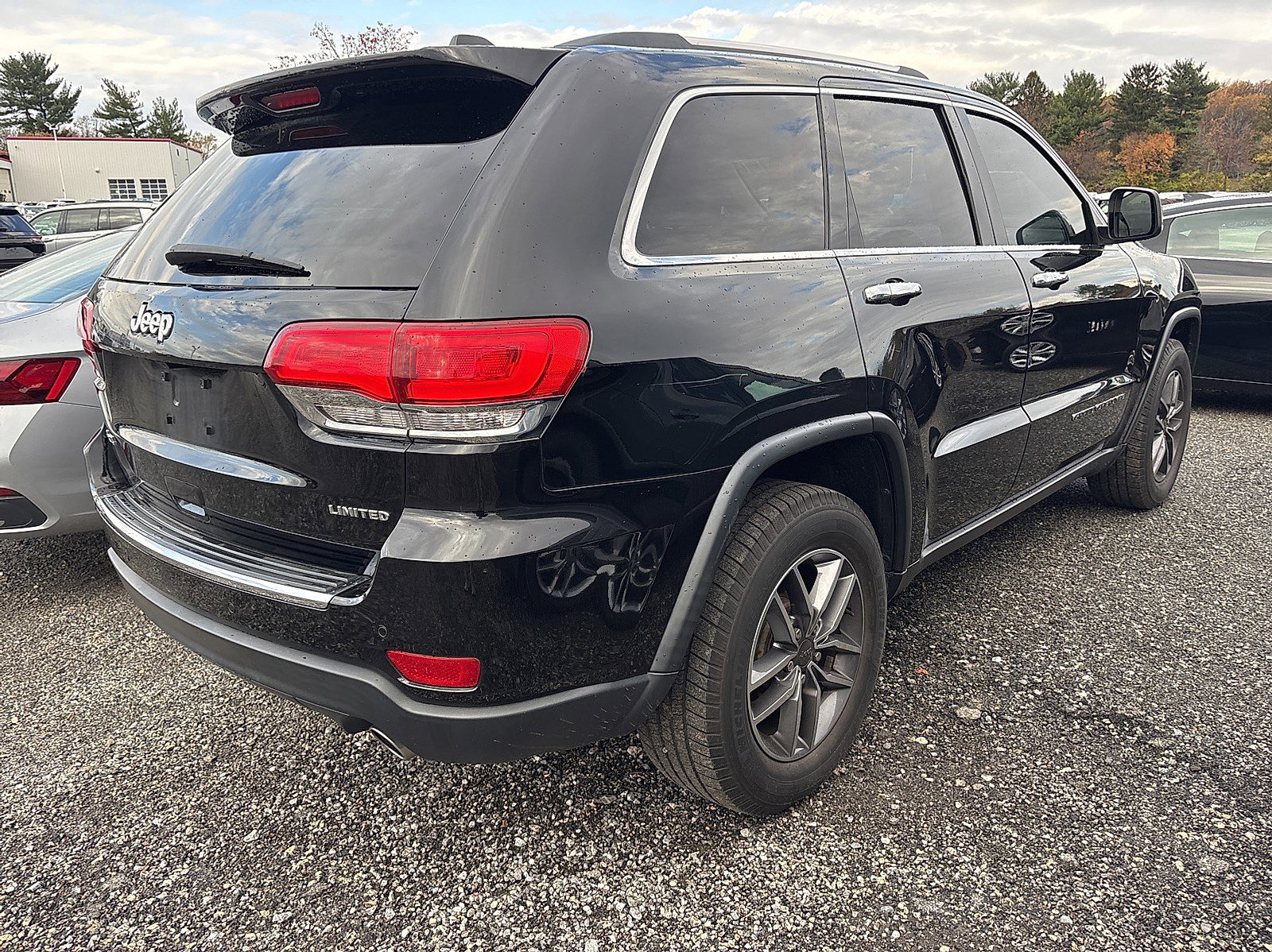 2019 Jeep Grand Cherokee Limited photo 4