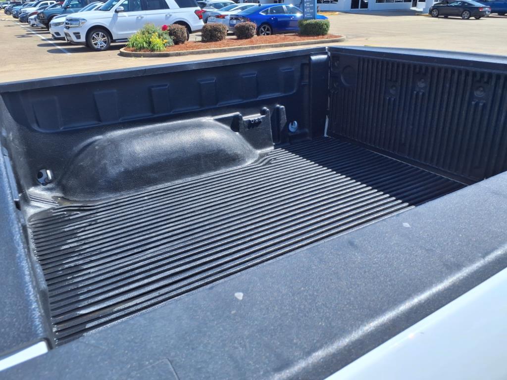 2022 Ram 1500 Classic SLT photo 15