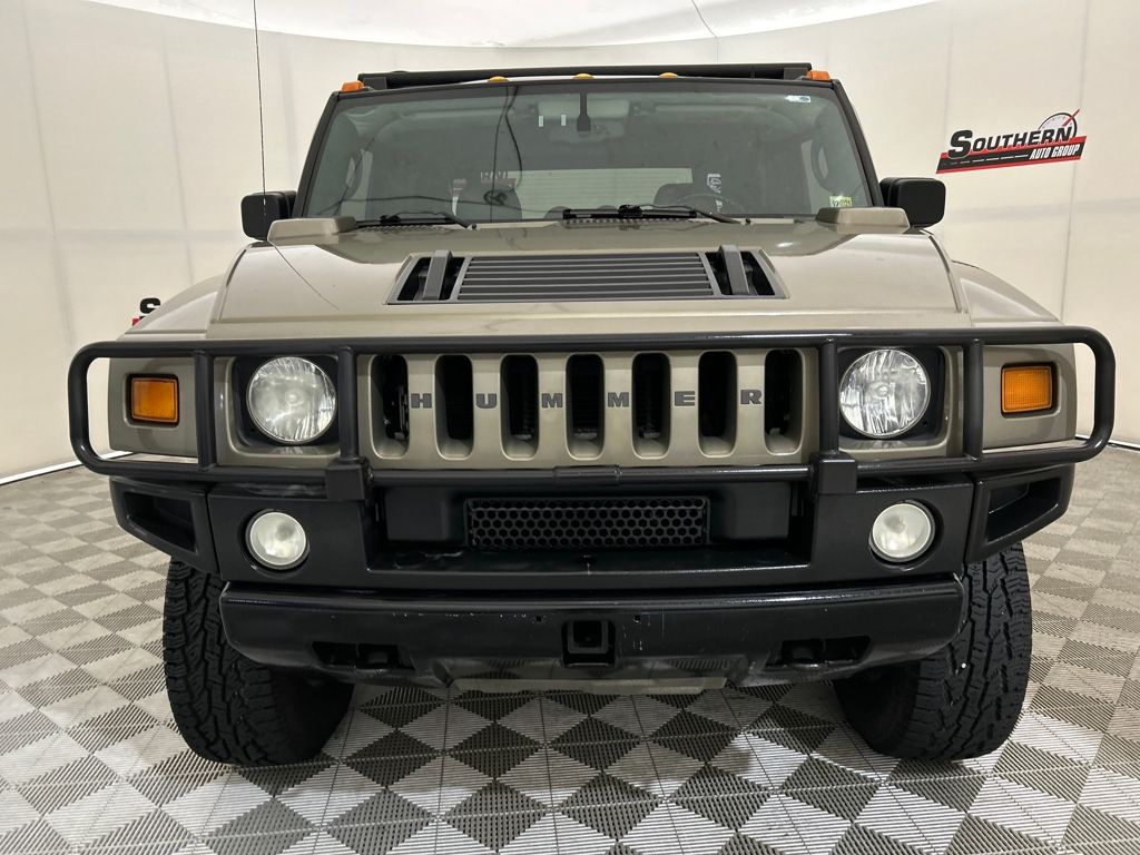 2005 Hummer H2 Base photo 2