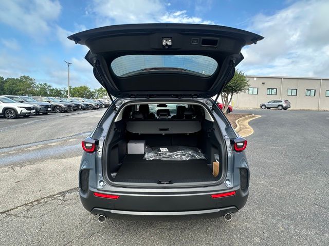 2025 Mazda CX-50 2.5 Select photo 12