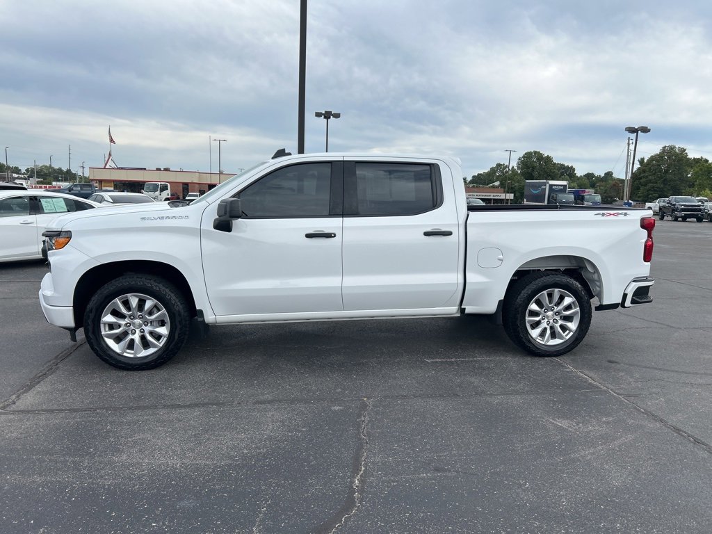 2022 Chevrolet Silverado 1500 Custom photo 6