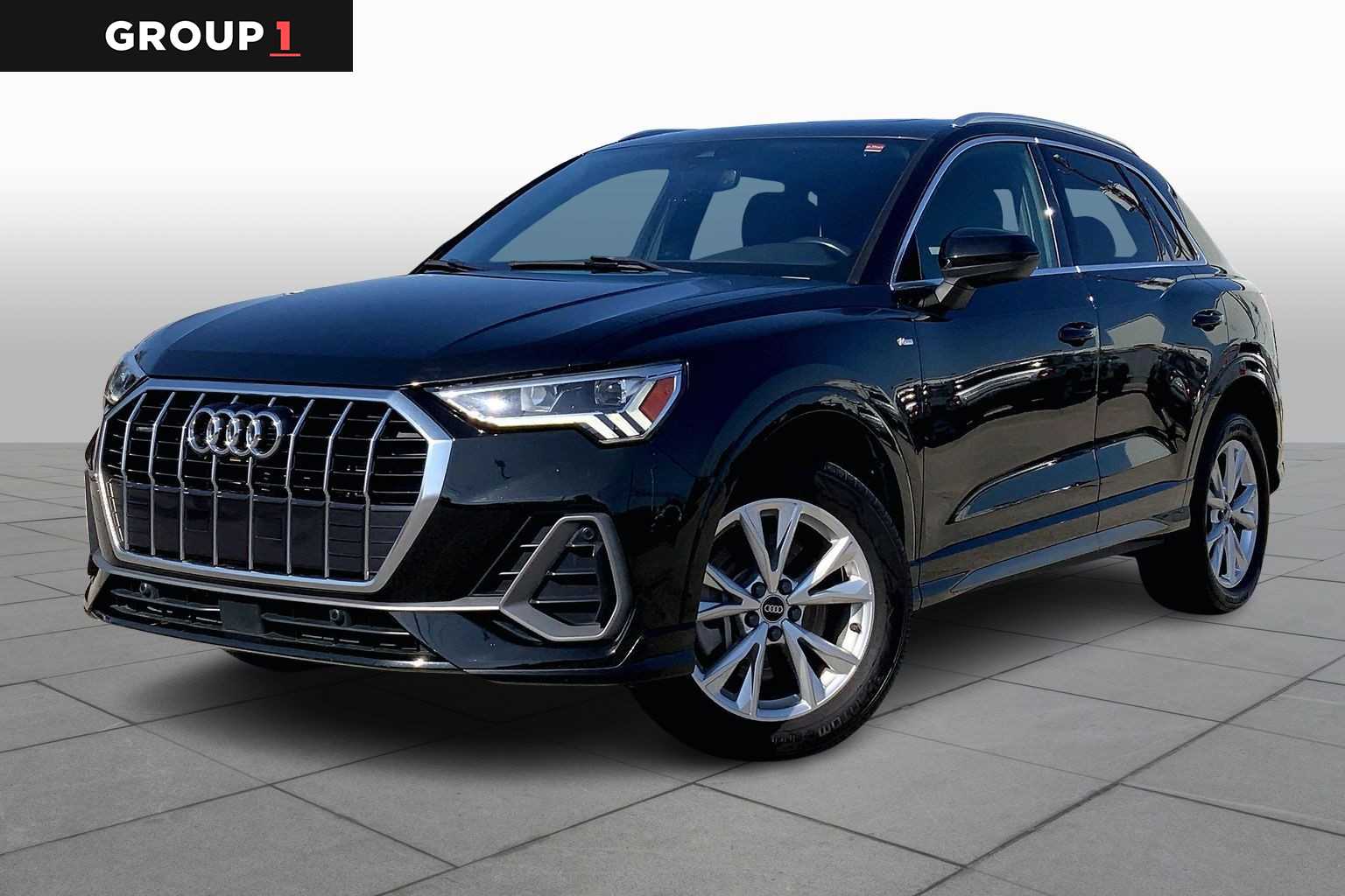 2023 Audi Q3 S Line Premium's photo
