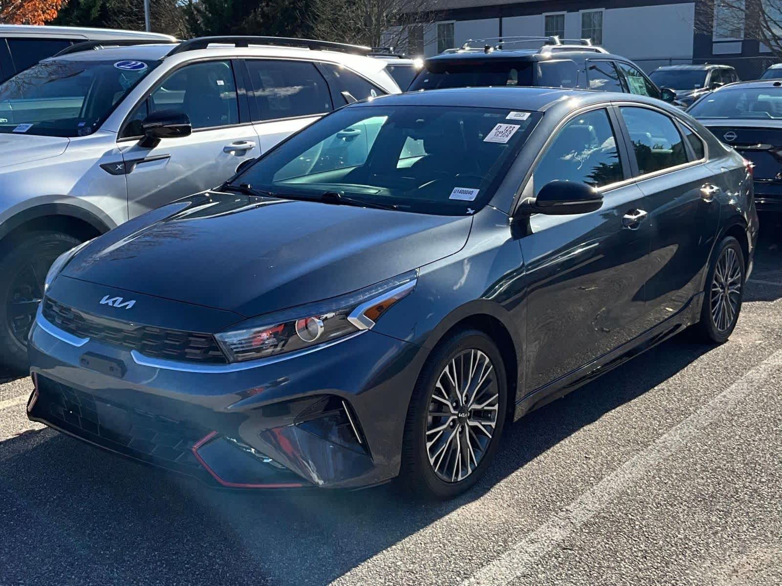2023 Kia Forte GT-Line photo 3
