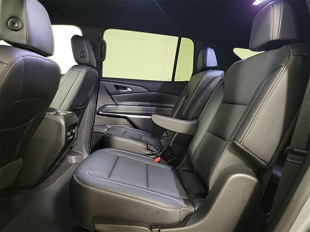 2025 CHEVROLET TRAVERSE - Image 13