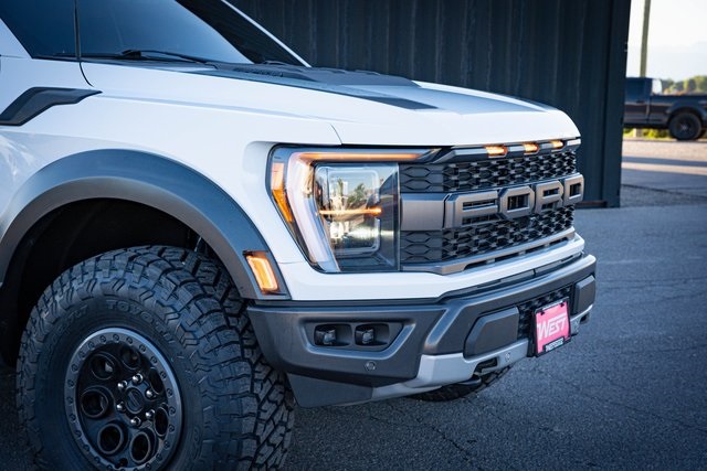 2022 Ford F-150 Raptor photo 4