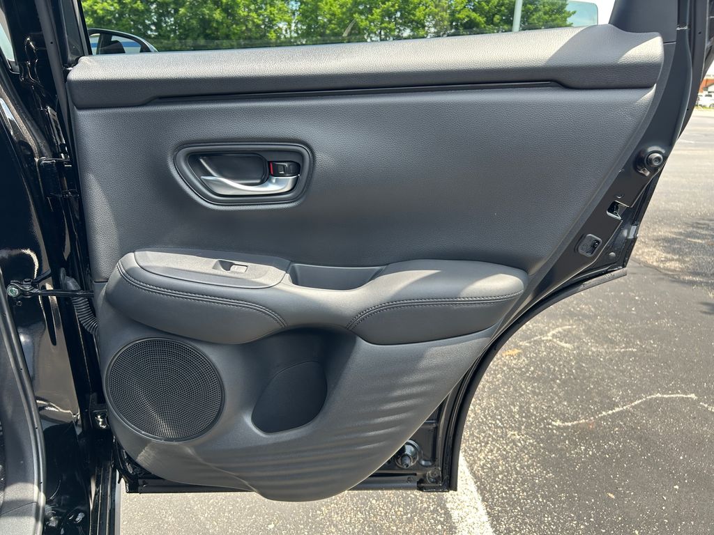 2026 Honda HR-V LX photo 20