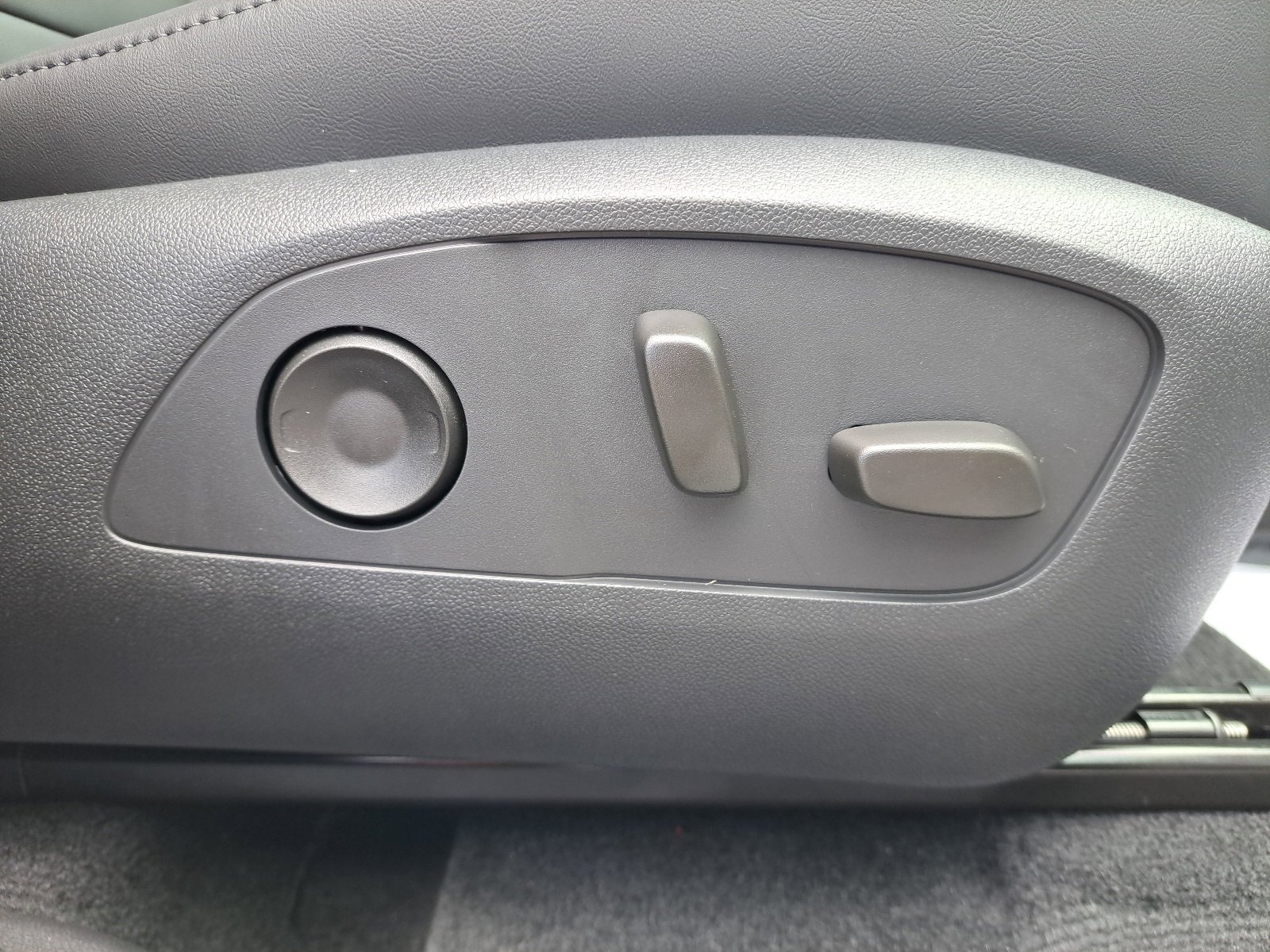 2025 Gmc Acadia Elevation photo 31