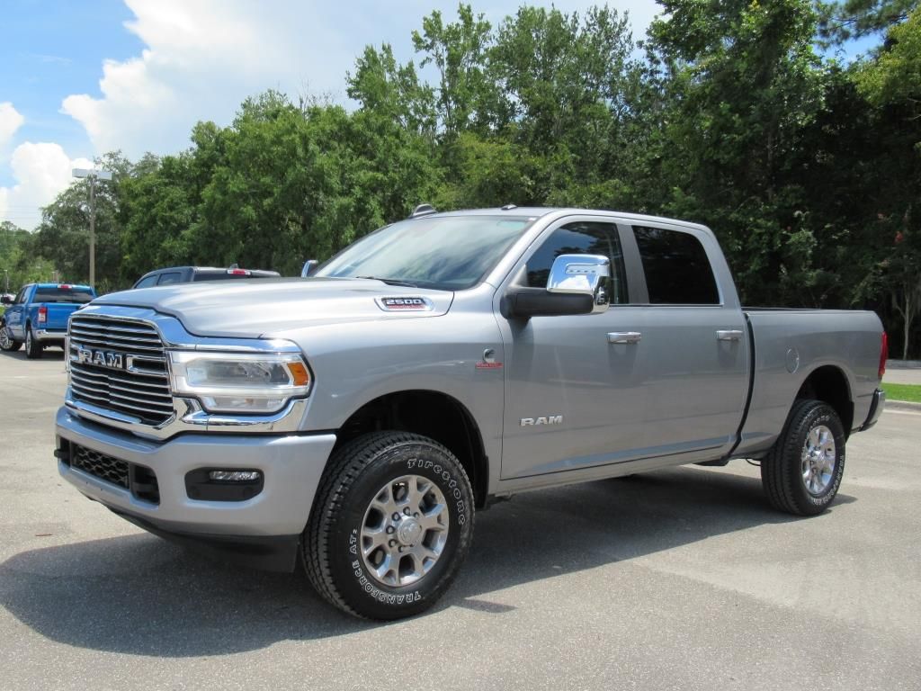 2024 Ram 2500 Laramie photo 3