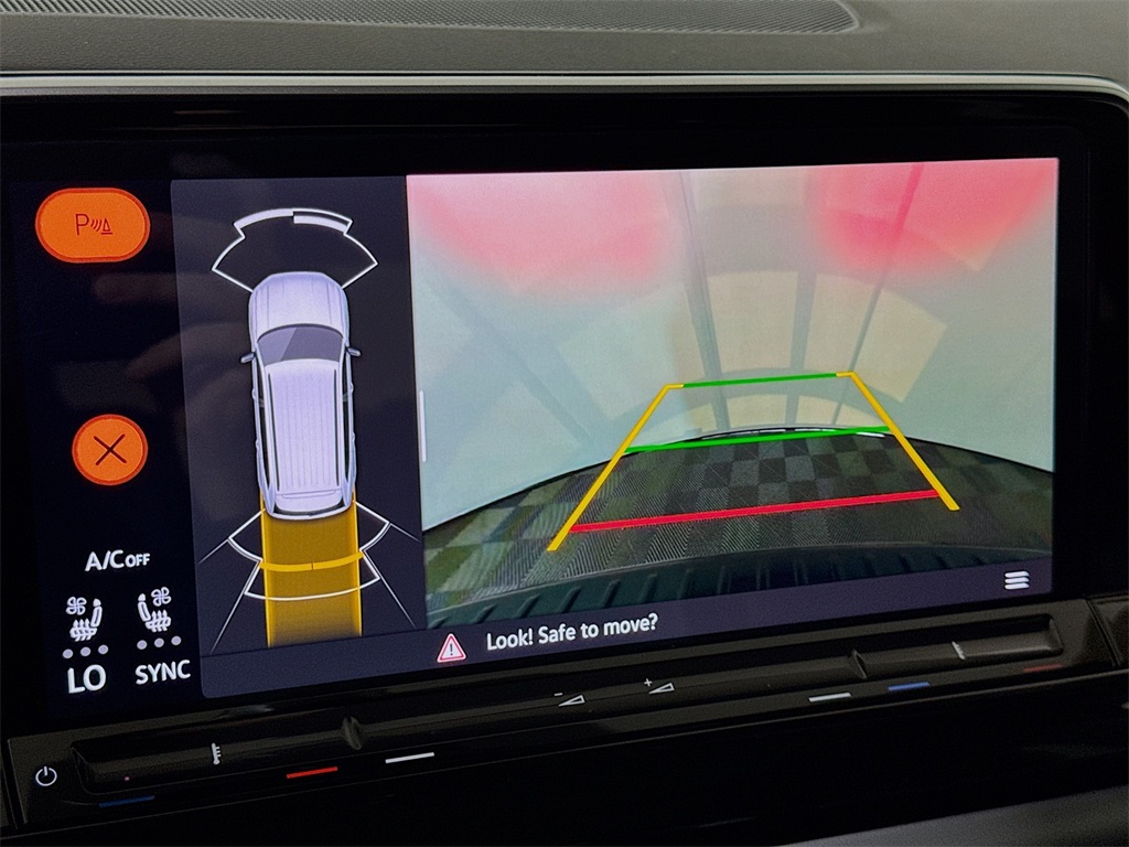 2024 Volkswagen Atlas Peak Edition SEL photo 38