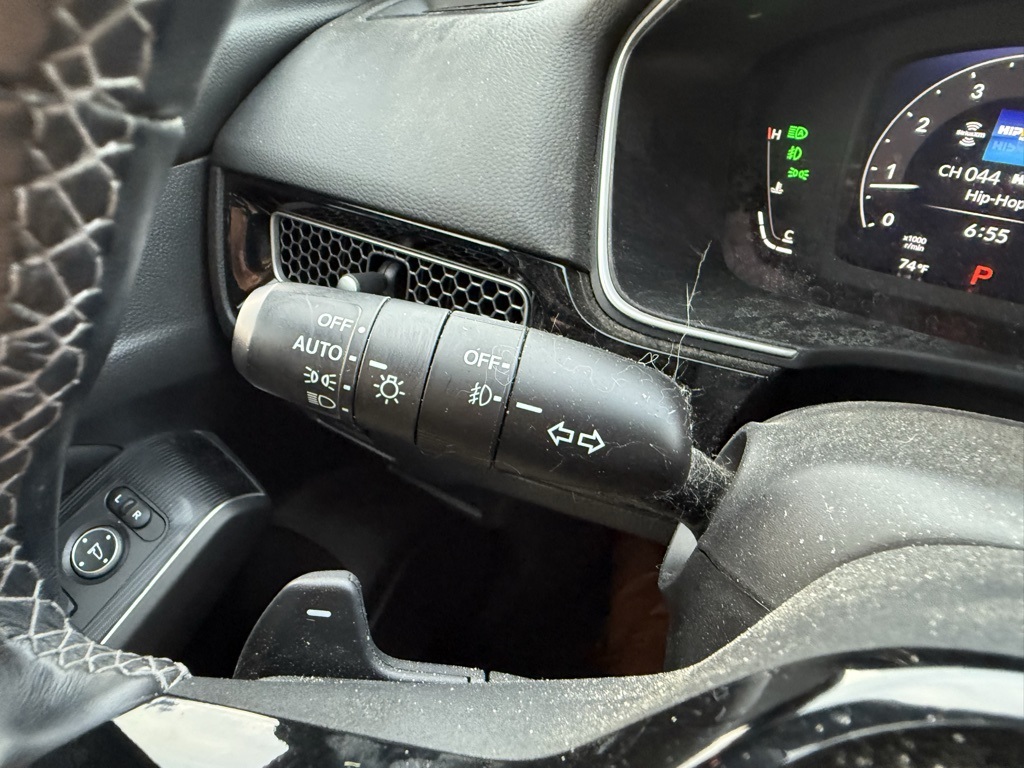2022 Honda Civic Hatchback Sport Touring photo 20