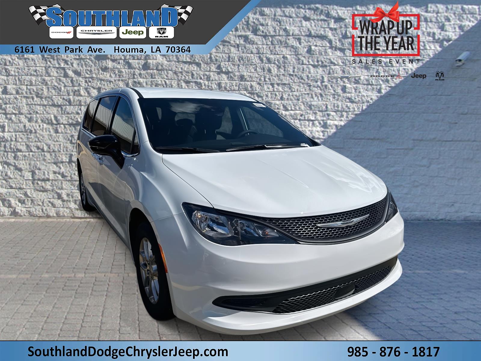 2026 Chrysler Voyager LX's photo