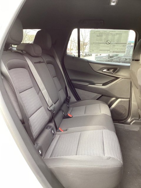 2025 Chevrolet Equinox LT photo 16